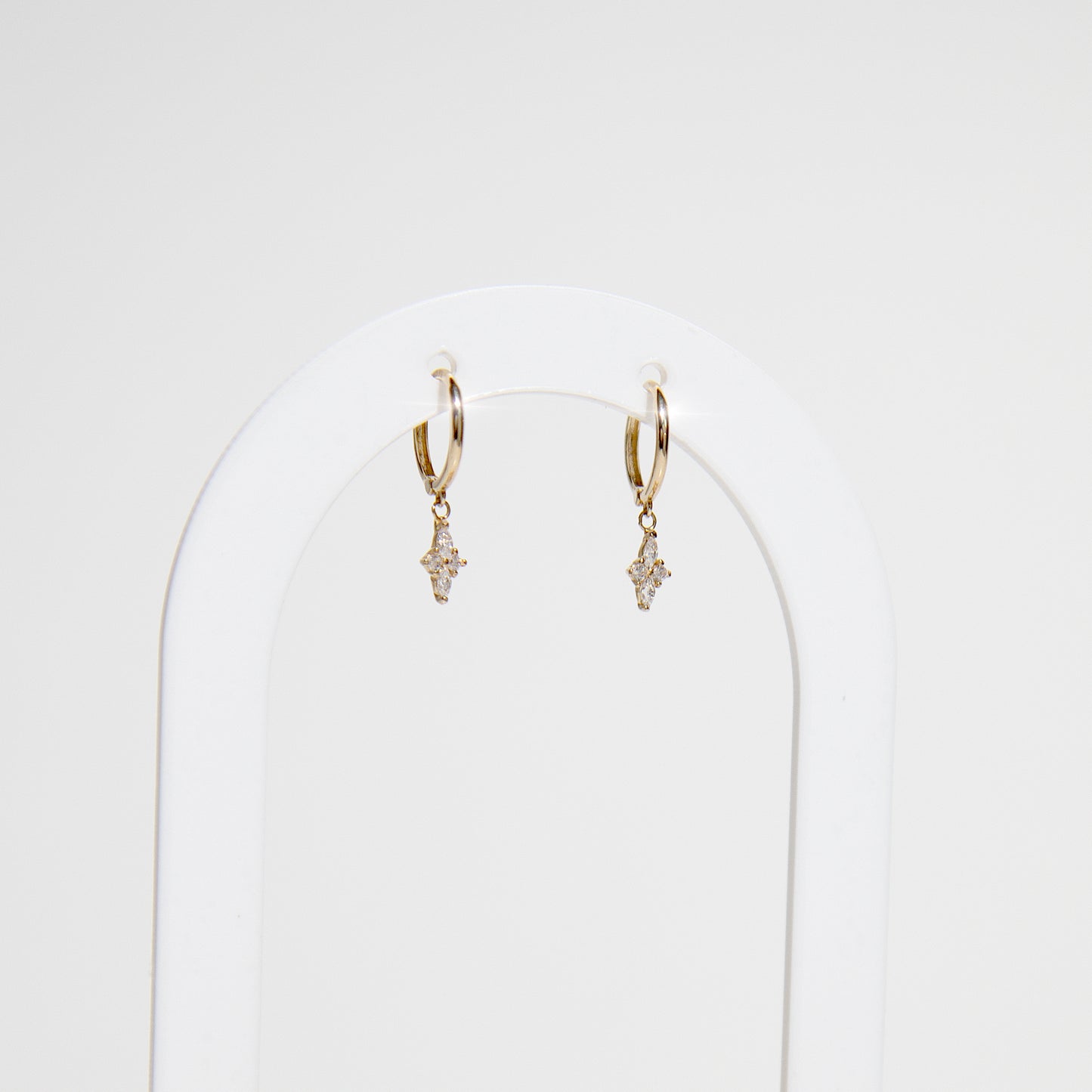 Demasiado Fresa Earrings